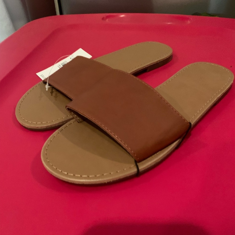 NWT Loft sandals